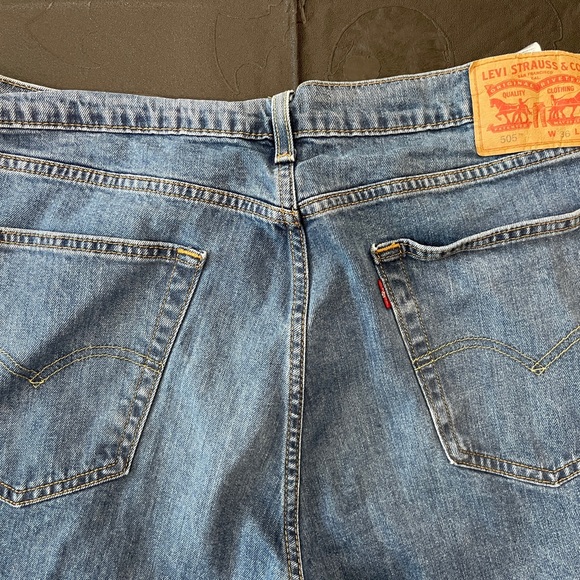 Levi’s 505 Men’s Denim Jeans - Picture 3 of 4